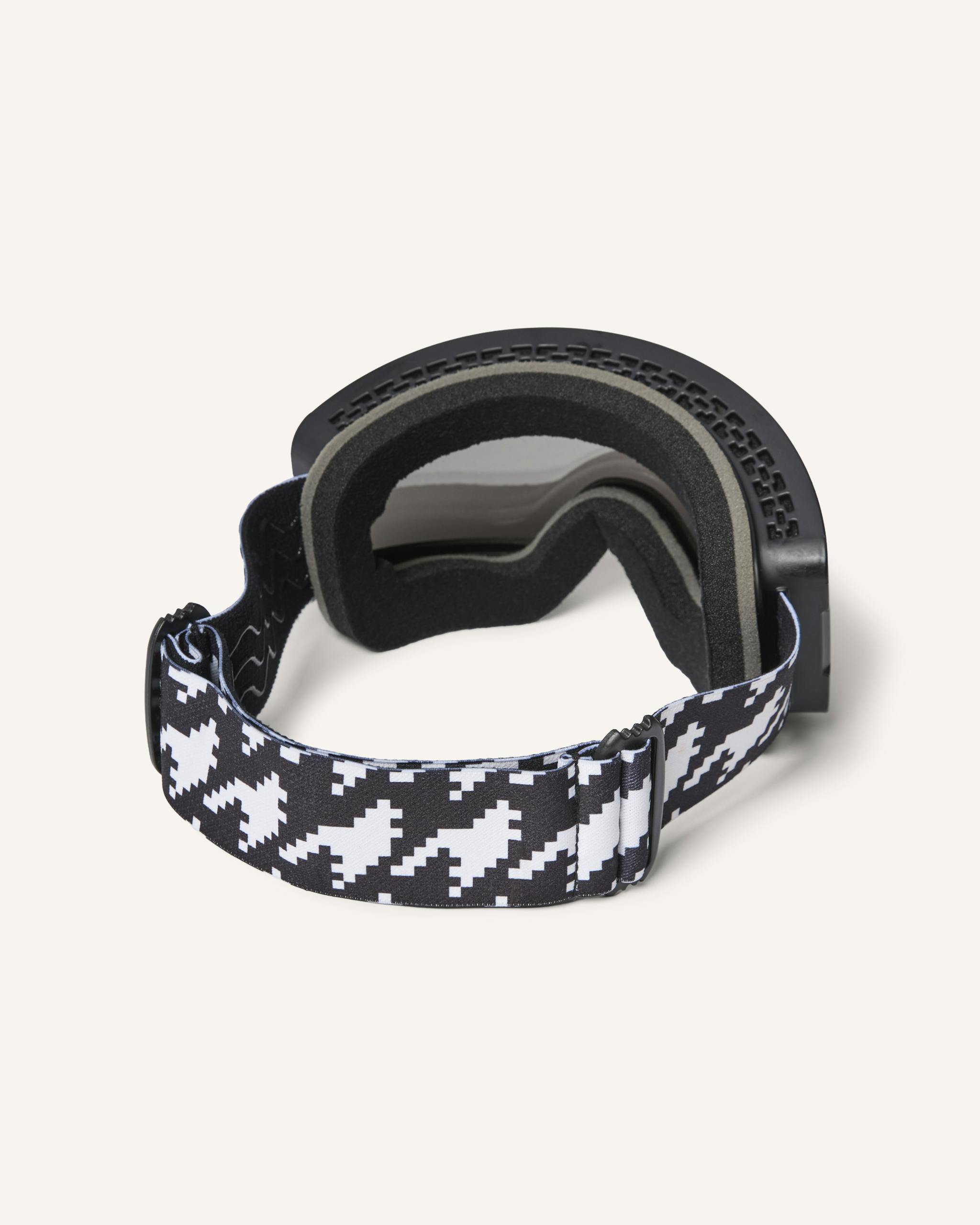 Houndstooth Ski Goggles 1 Houndstooth Ski Goggles