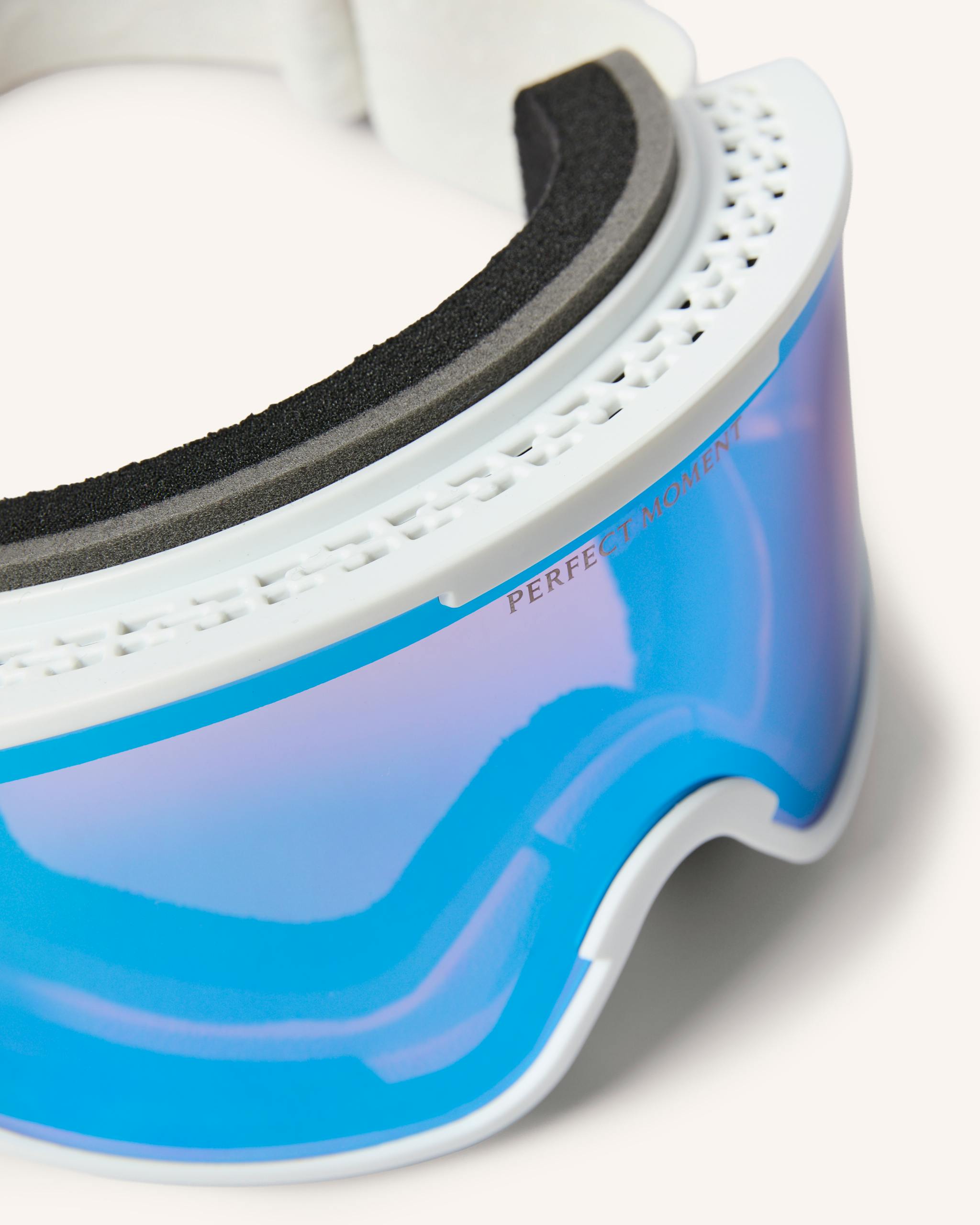 Ski Goggles | Perfect Moment