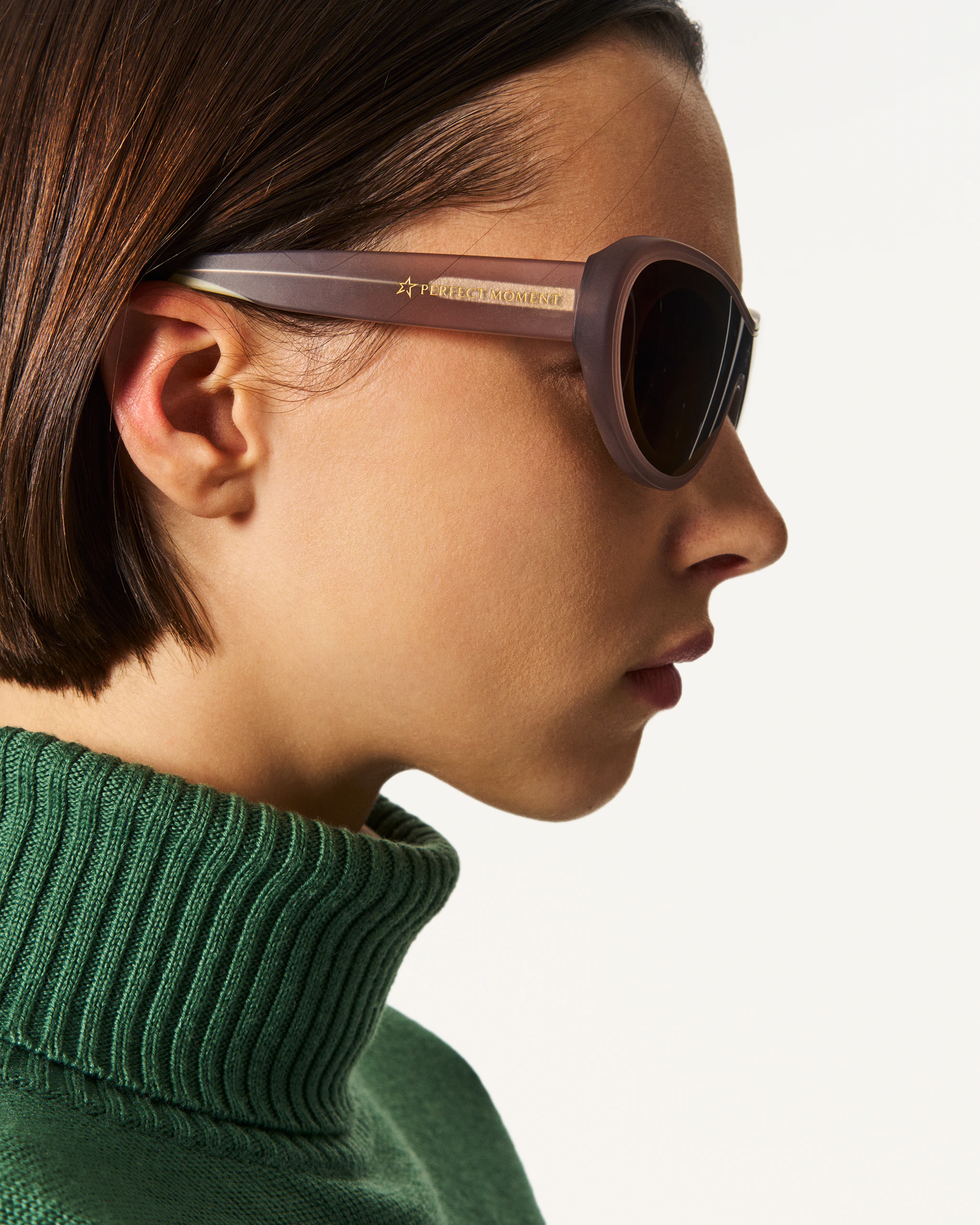 Carving Sunglasses | Perfect Moment