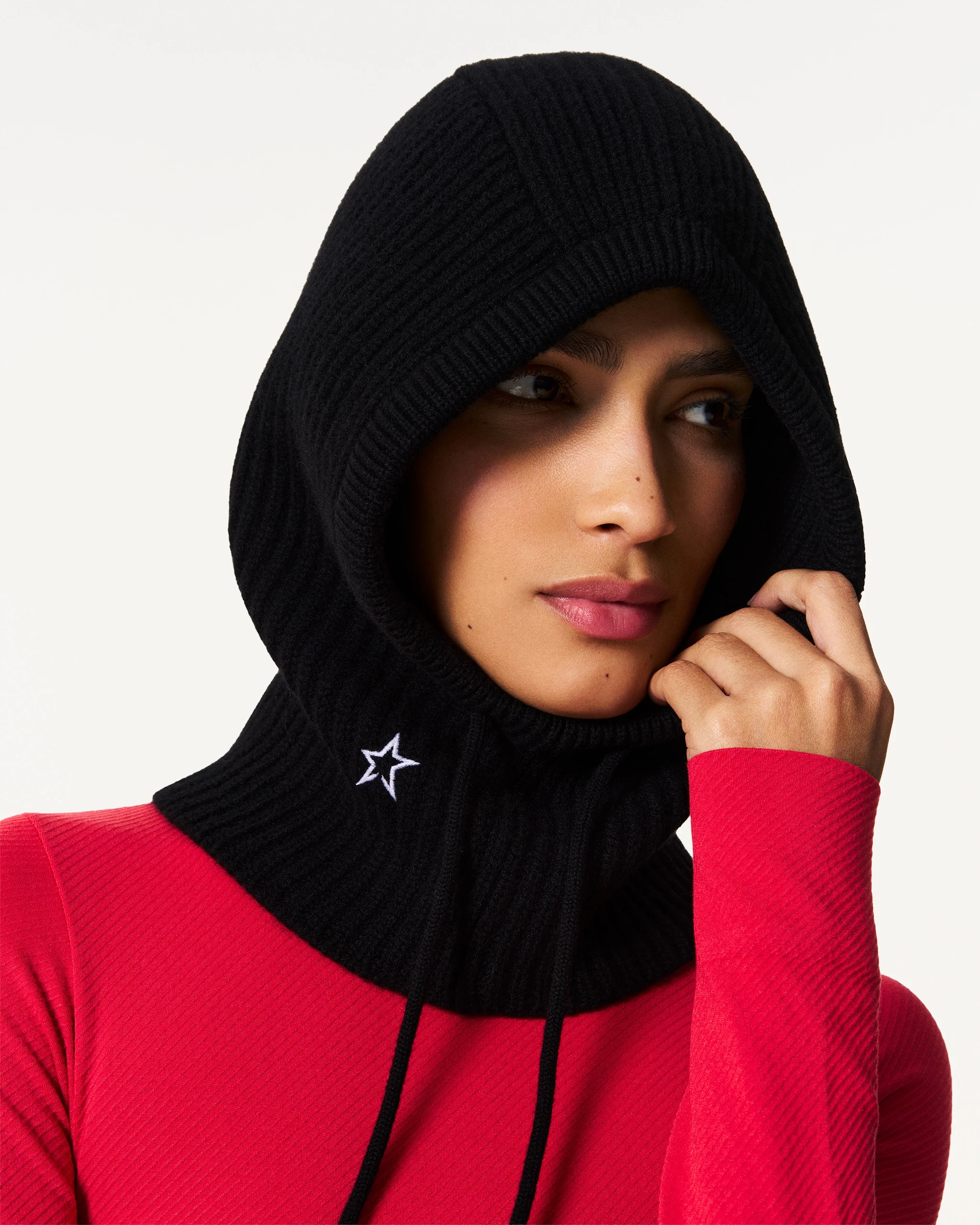 Wool & Cashmere Cable-Knit Hood 2