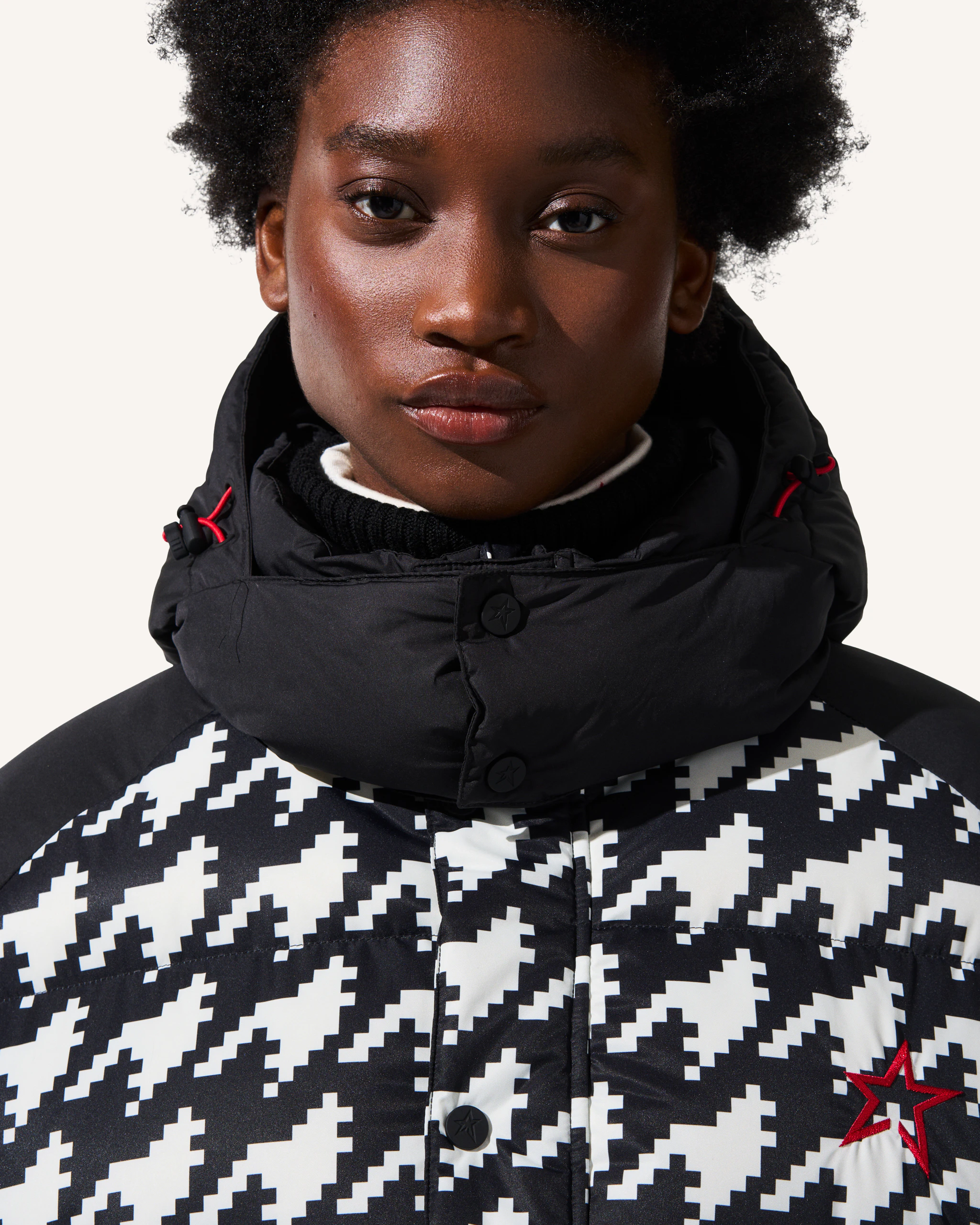 Houndstooth Moment Puffer 5