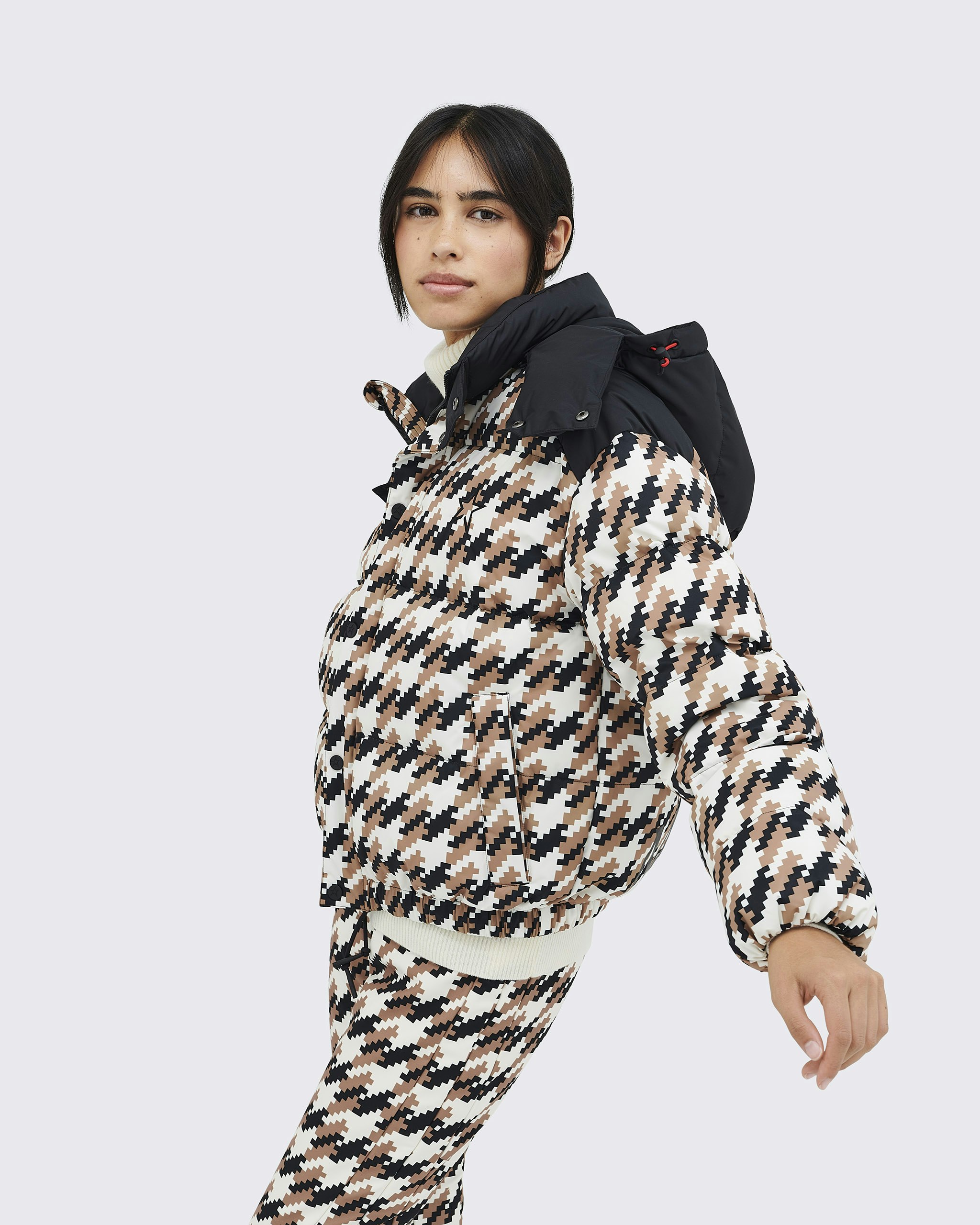 Houndstooth Moment Puffer 0