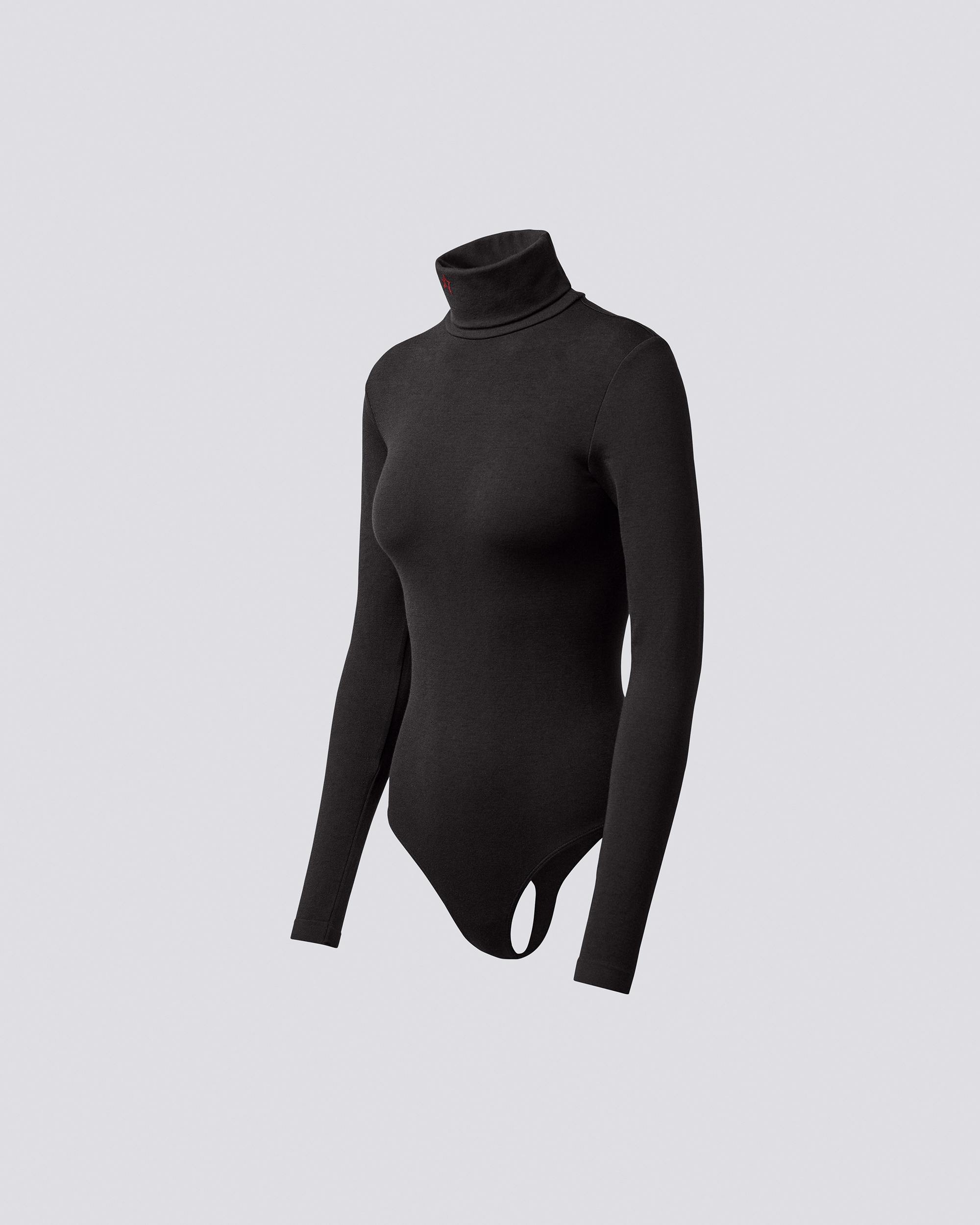 Womens Ski Base Layer Tops & Bottoms, Skiing Base Layers Perfect Moment