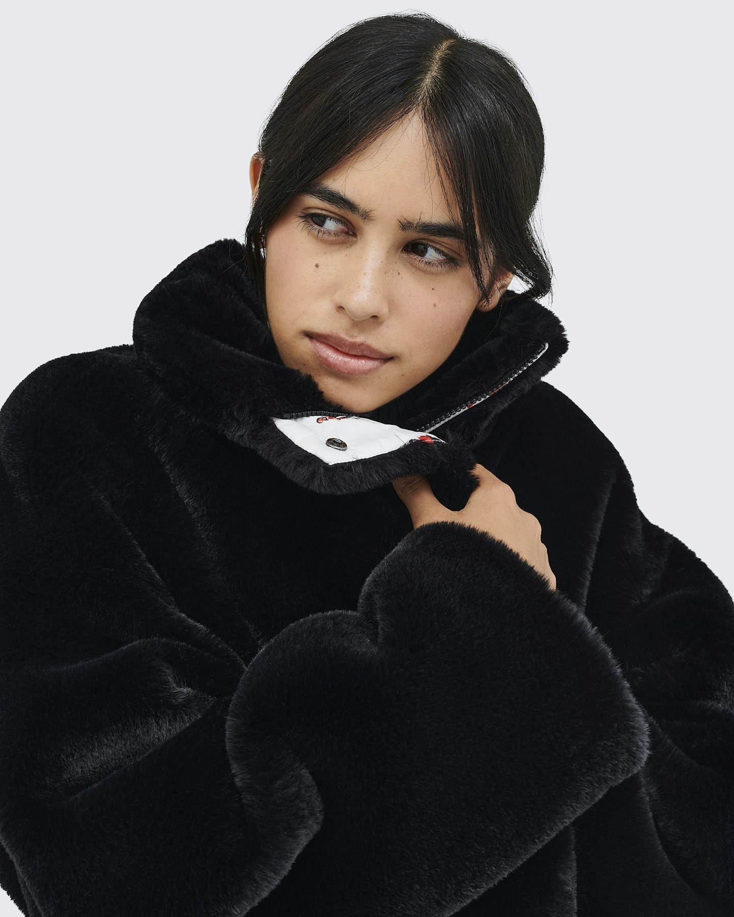 Astrid Faux Fur Coat 4
