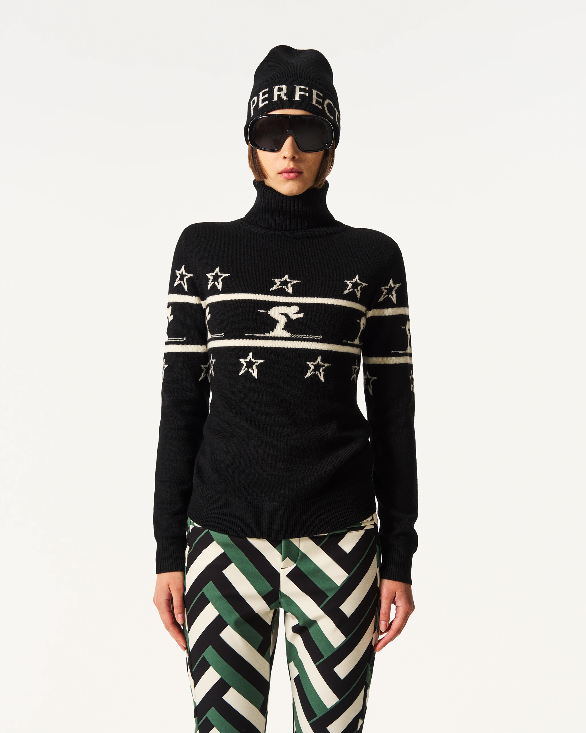 Skiier Merino Wool Turtleneck Sweater 2