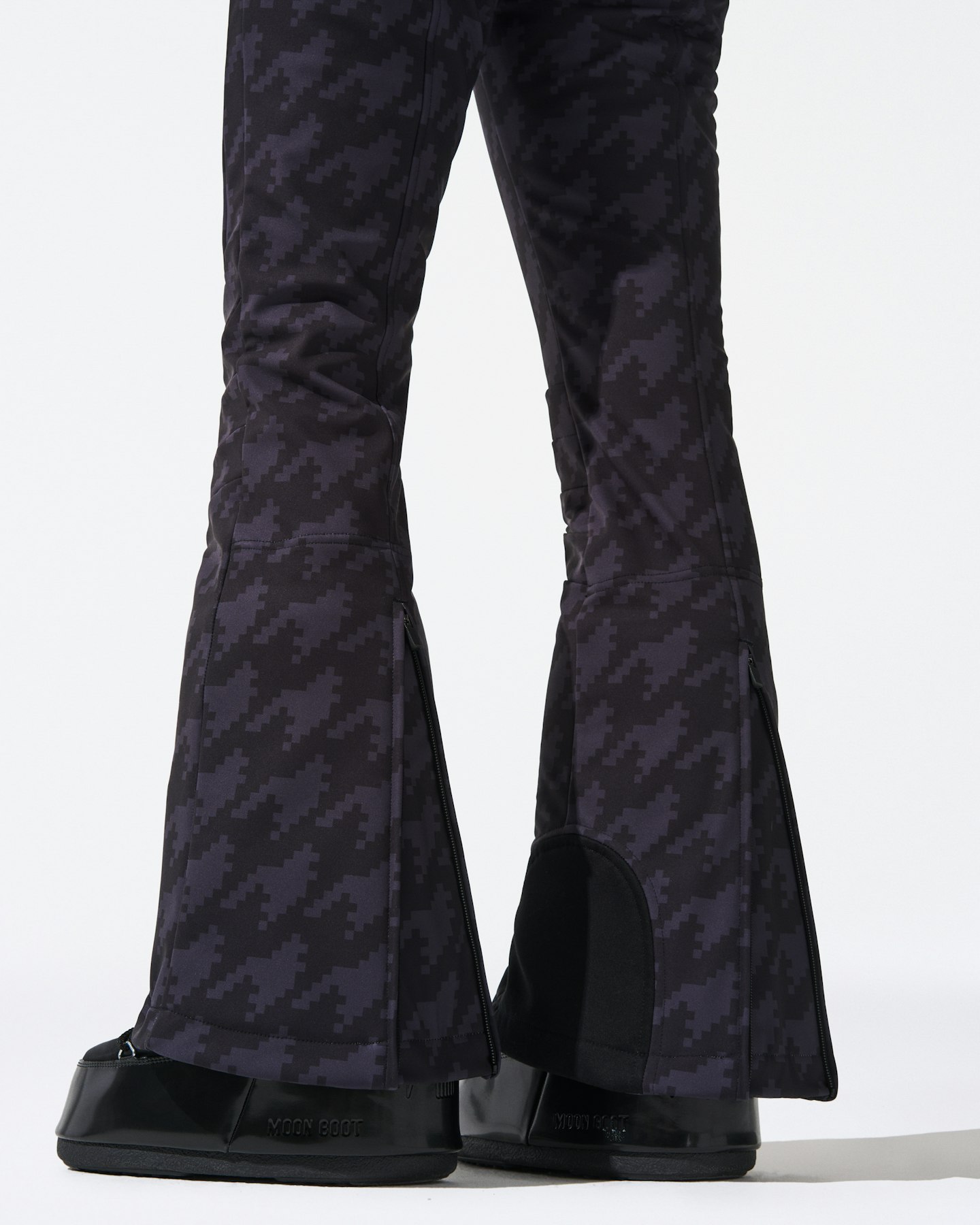 High-Waist Houndstooth Aurora Flare Ski Pant 3