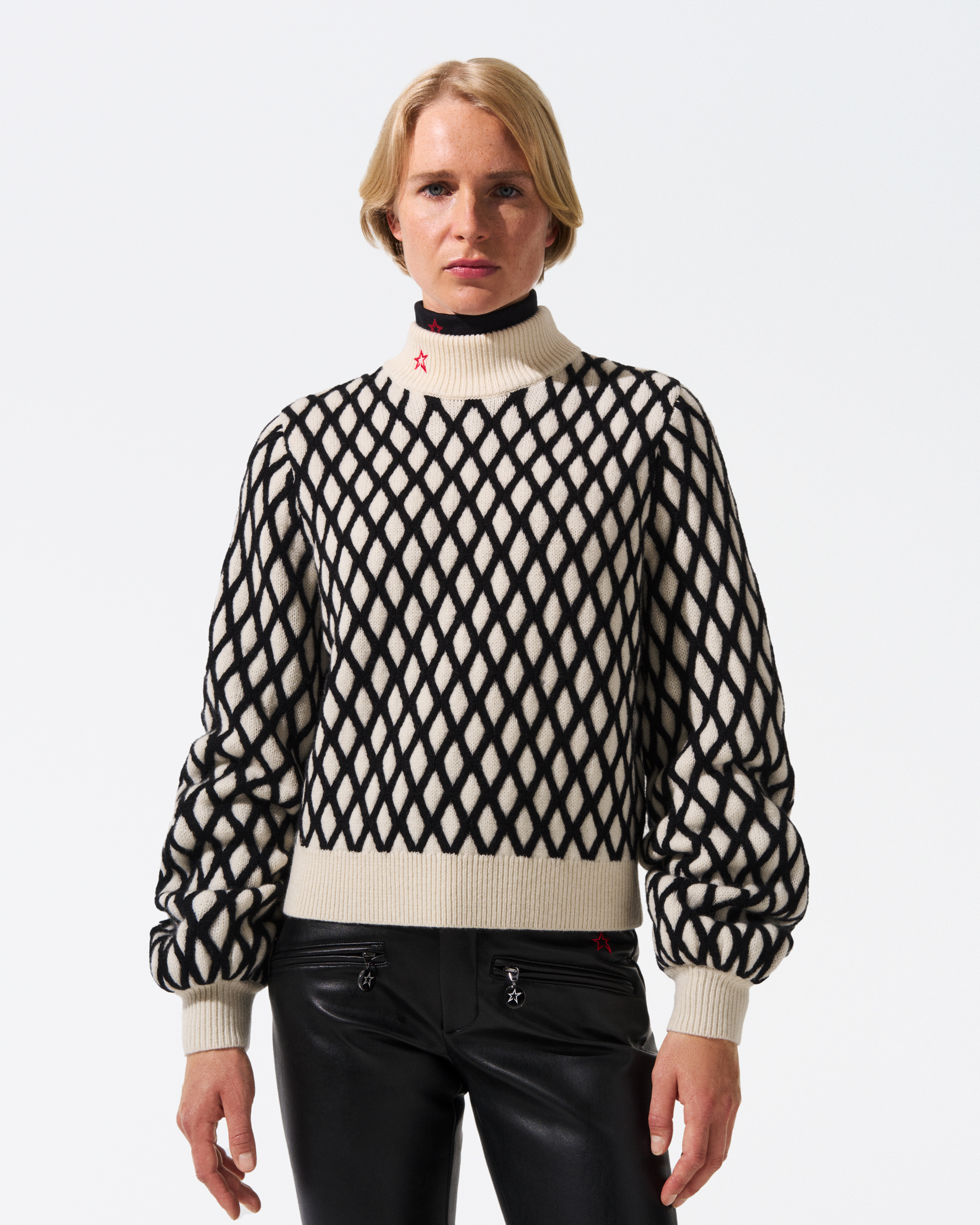 Perfect Moment Carving Merino Wool Sweater Xs In White-black