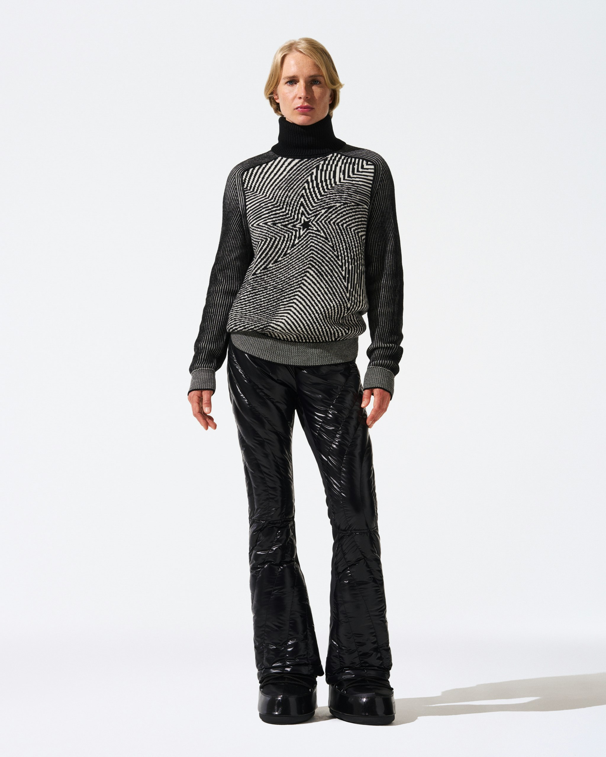 Star Merino Wool Turtleneck Sweater 4