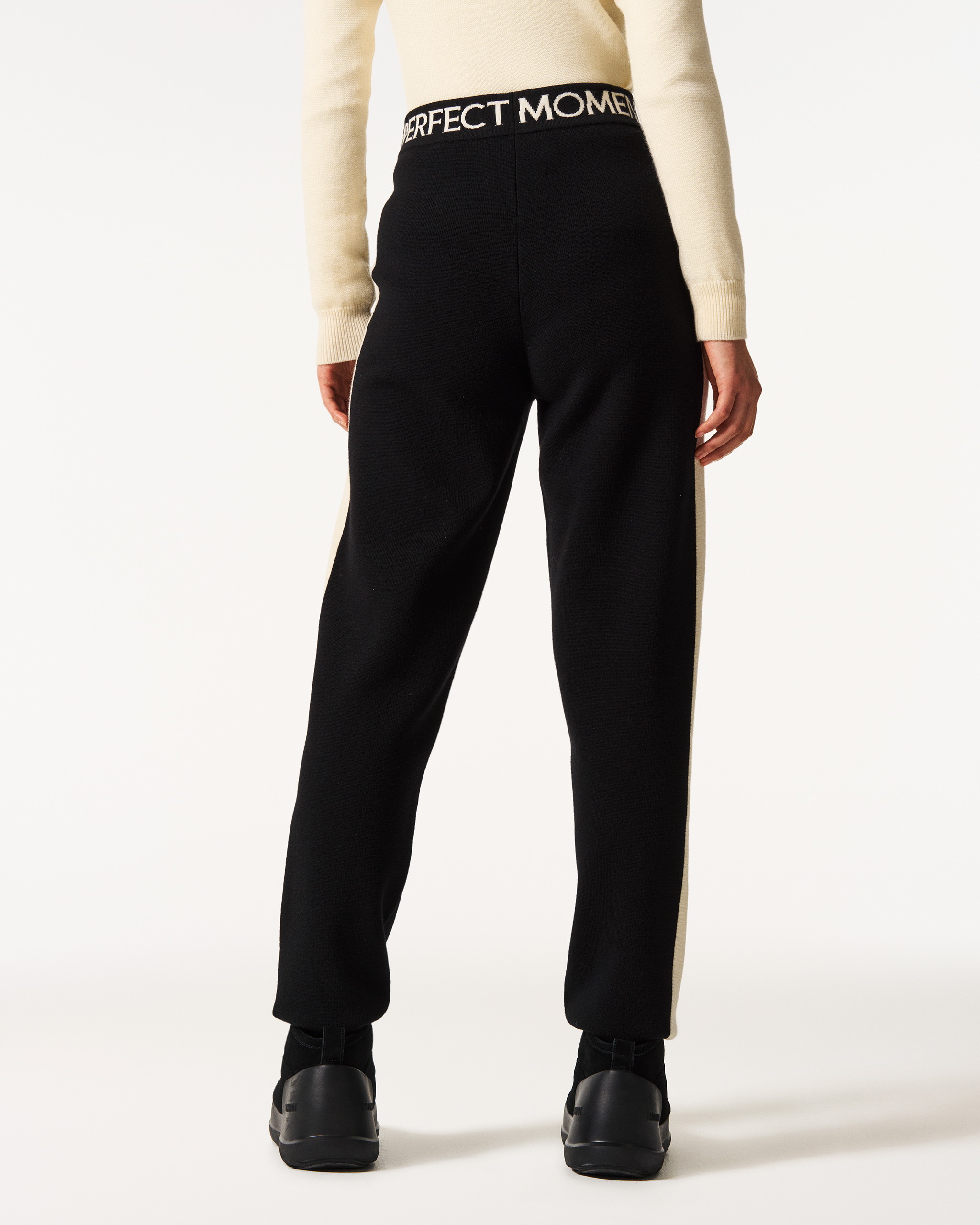 LA Tour Merino Wool Jogger Pant | Perfect Moment