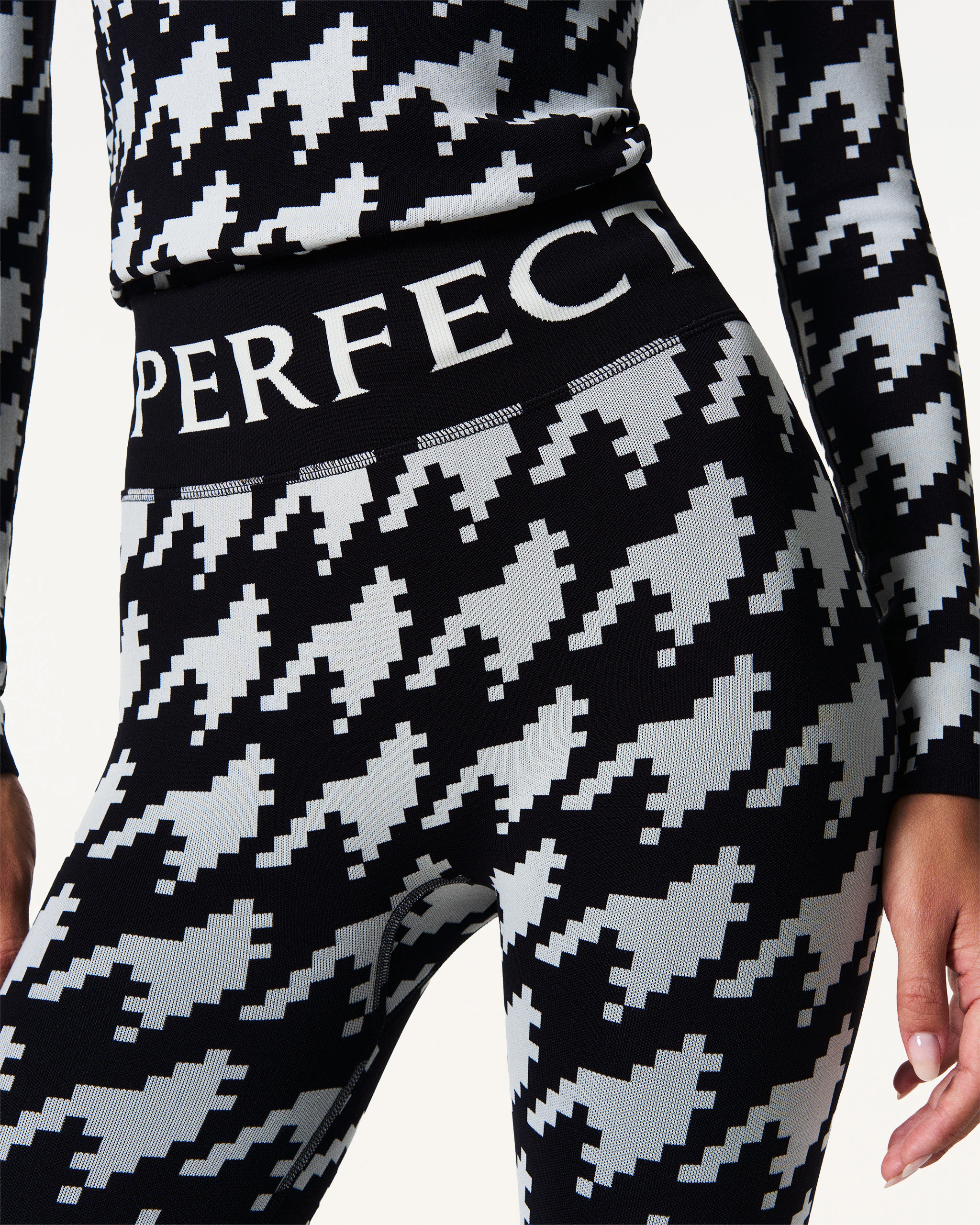 Jacquard Base Layer Legging 2