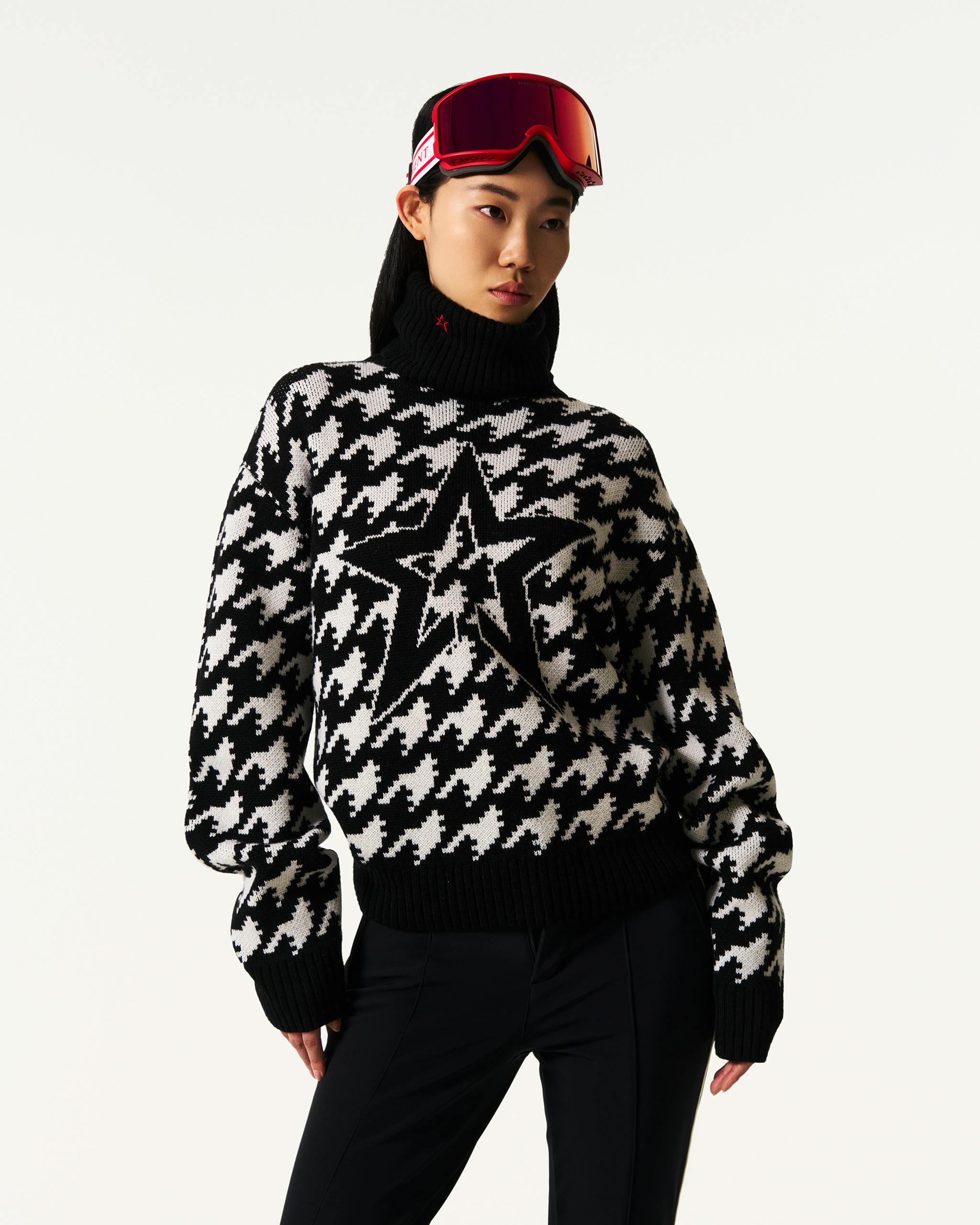 Chunky Houndstooth Merino Wool Sweater | Perfect Moment