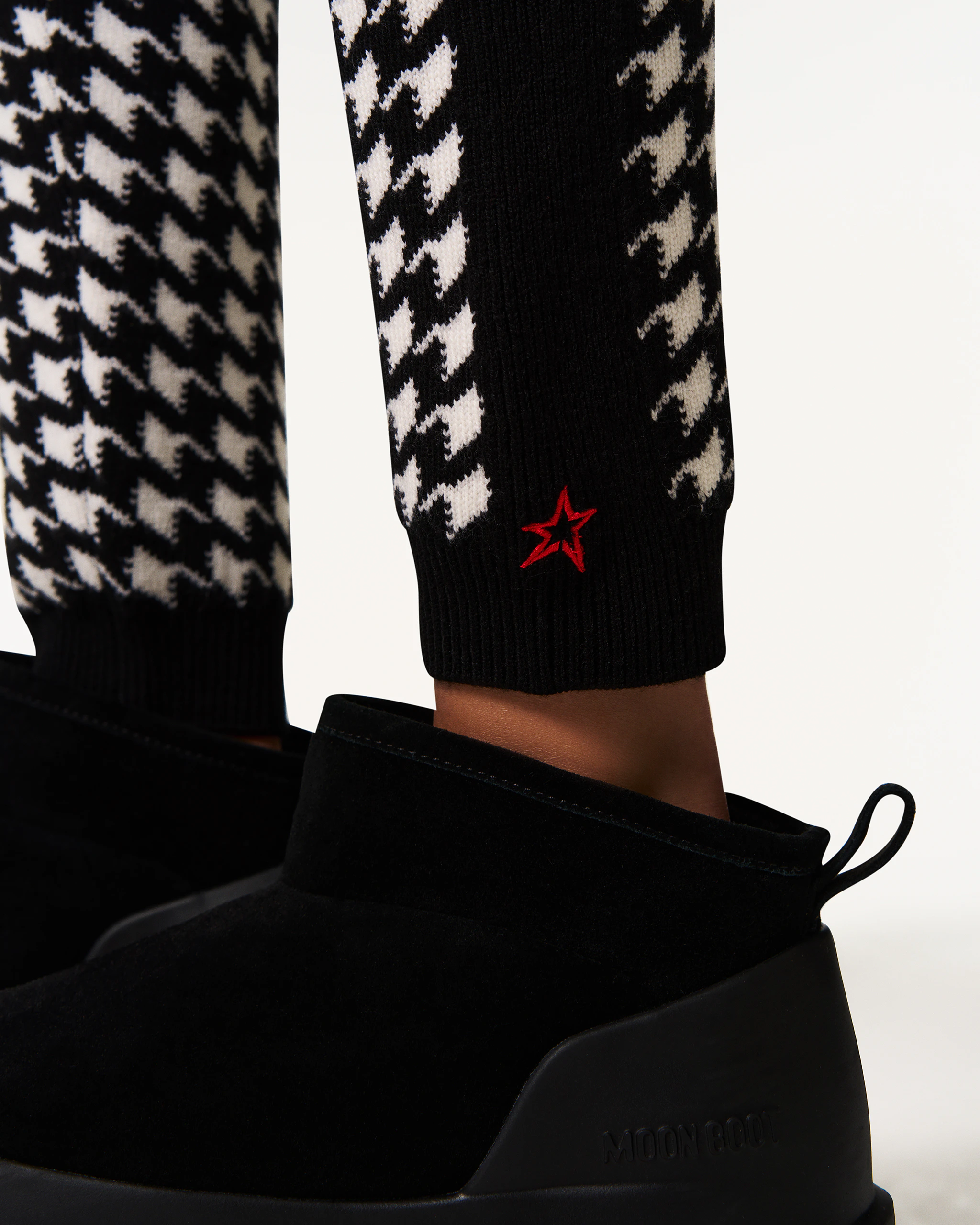 Houndstooth Merino Wool Legging 5