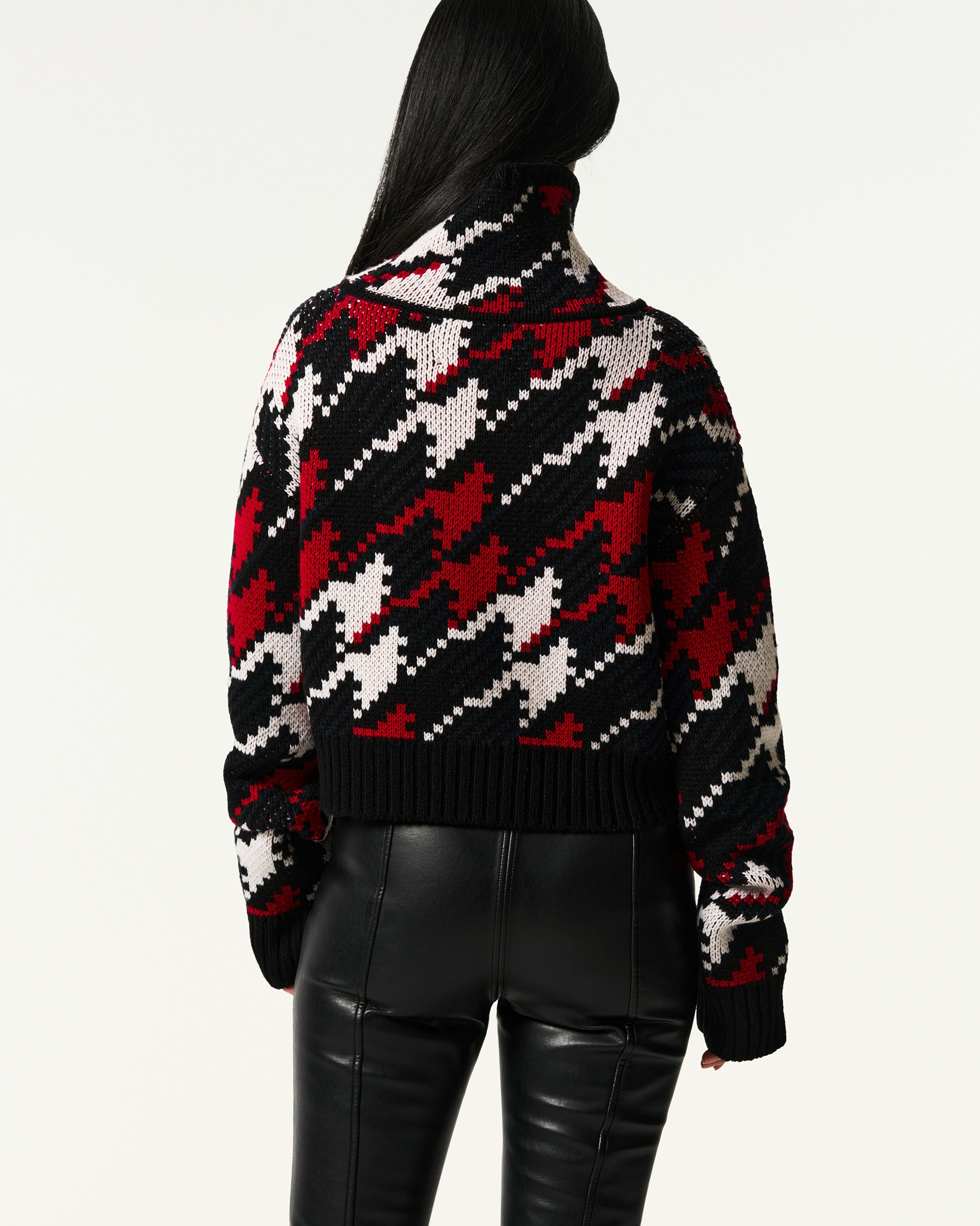 Houndstooth Merino Wool Turtleneck Sweater 5