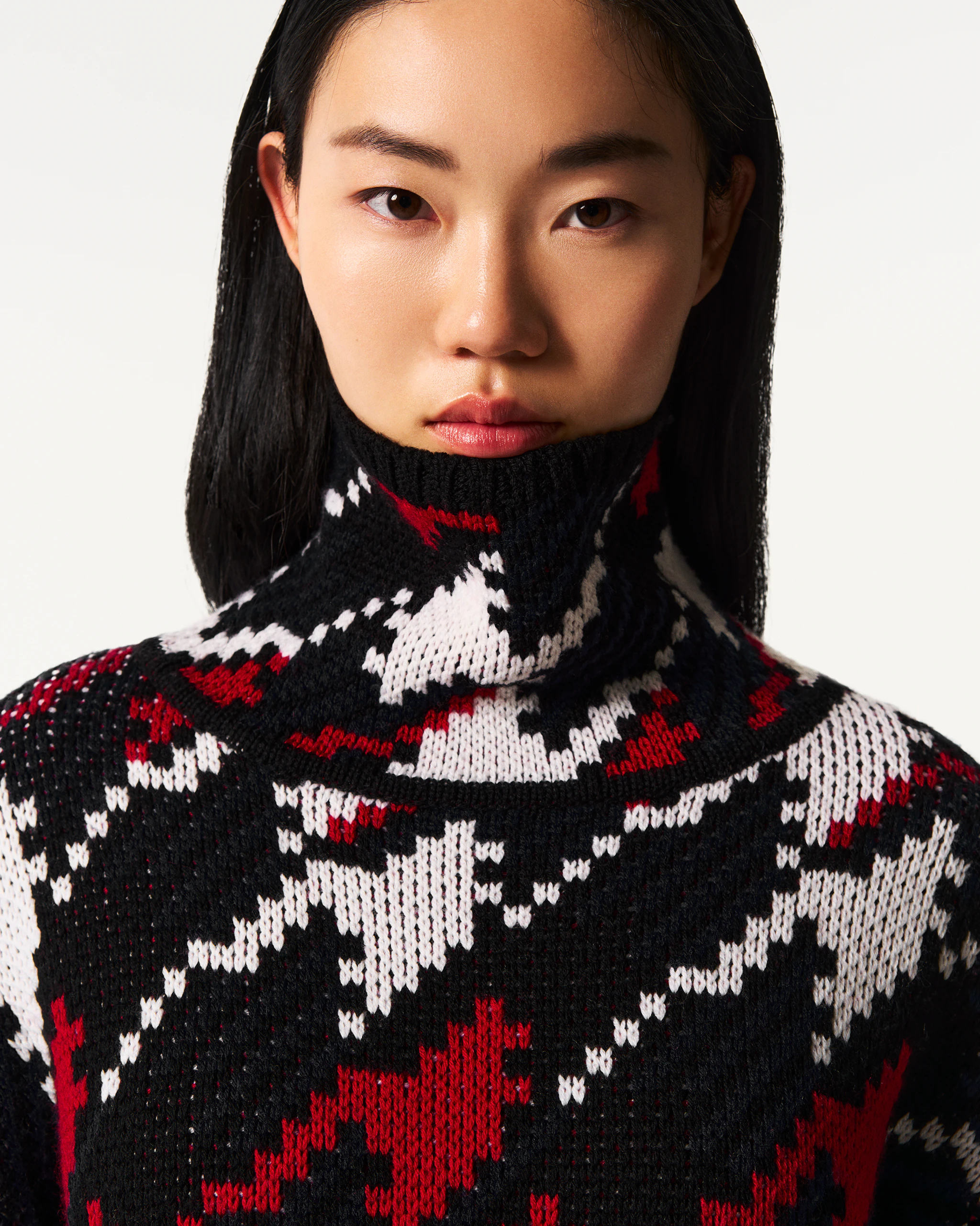 Houndstooth Merino Wool Turtleneck Sweater | Perfect Moment