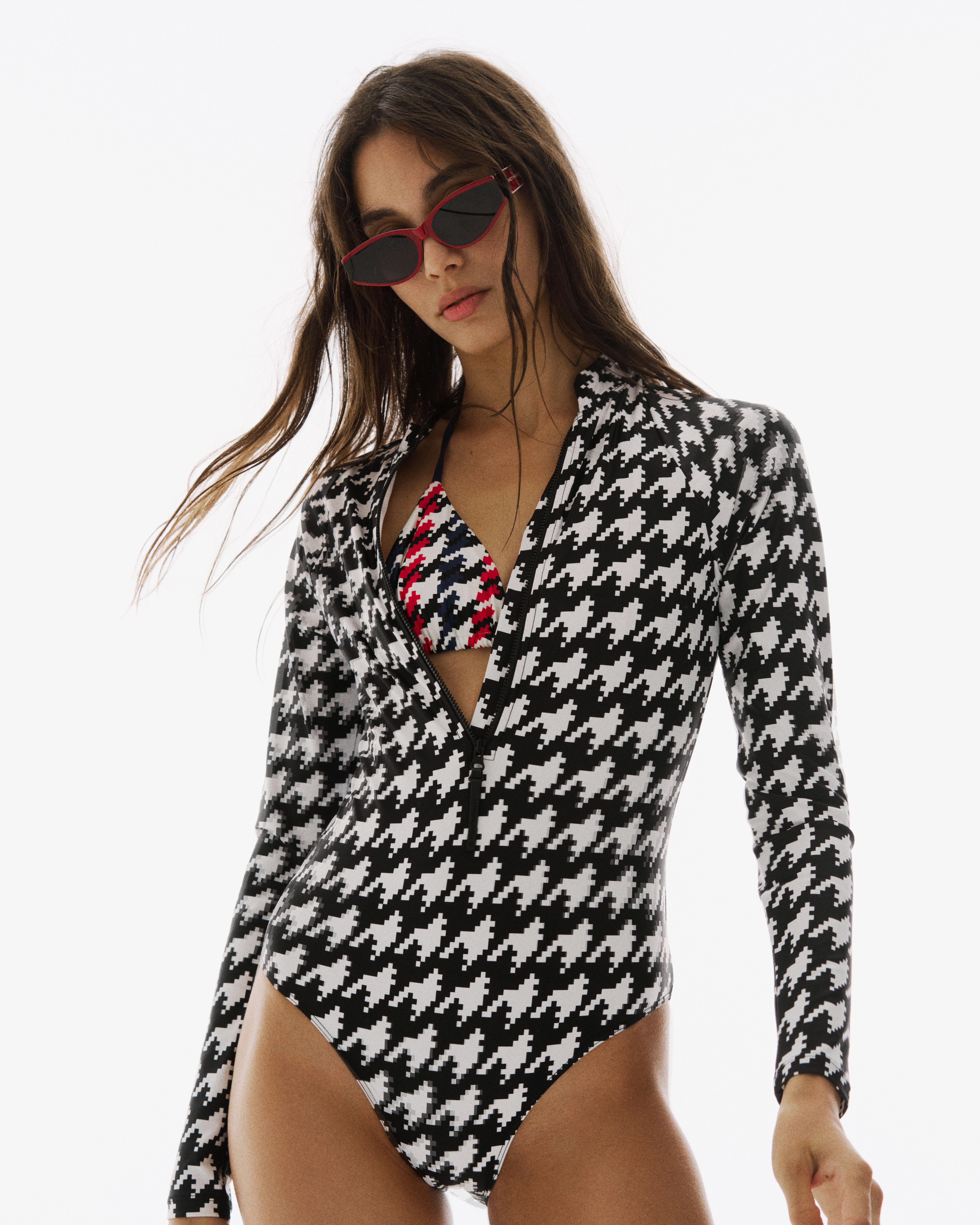 Houndstooth Long Sleeve Zip Front Swimsuit | Perfect Moment Houndstooth Long Sleeve Zip Front Swimsuit | Perfect Moment