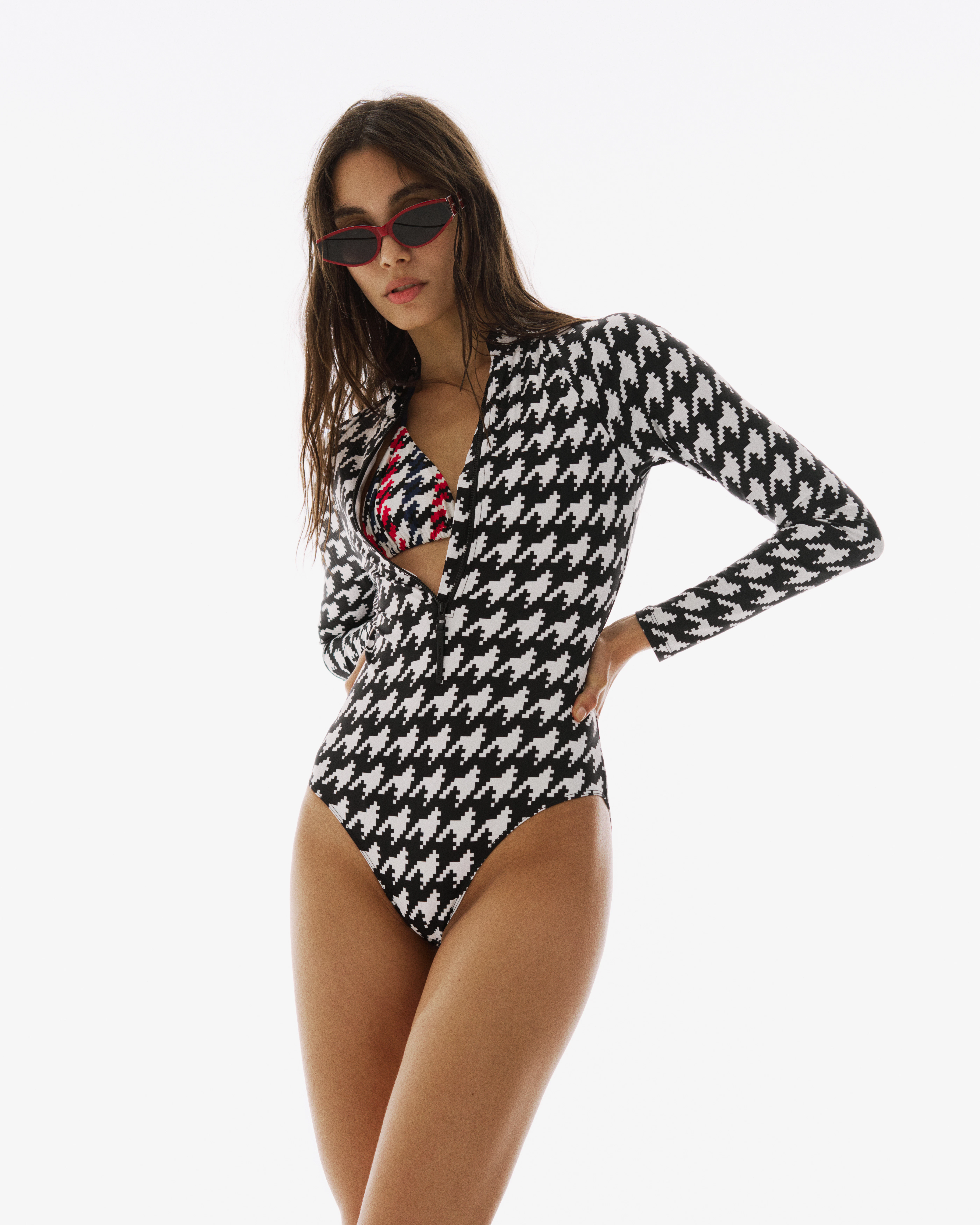 Houndstooth Long Sleeve Zip Front Swimsuit | Perfect Moment
