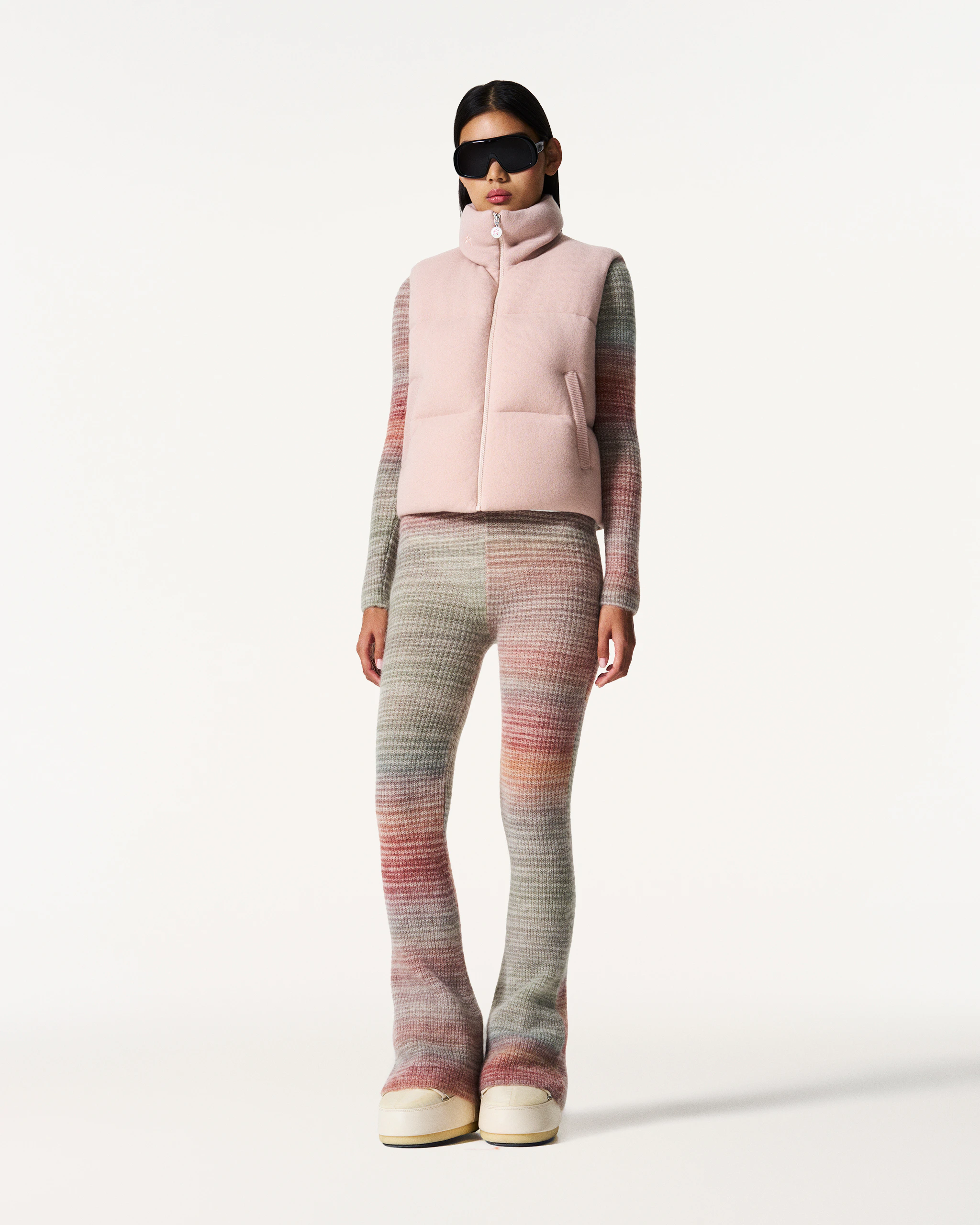 Merino Wool & Cashmere Down Gilet 1 Merino Wool & Cashmere Down Gilet