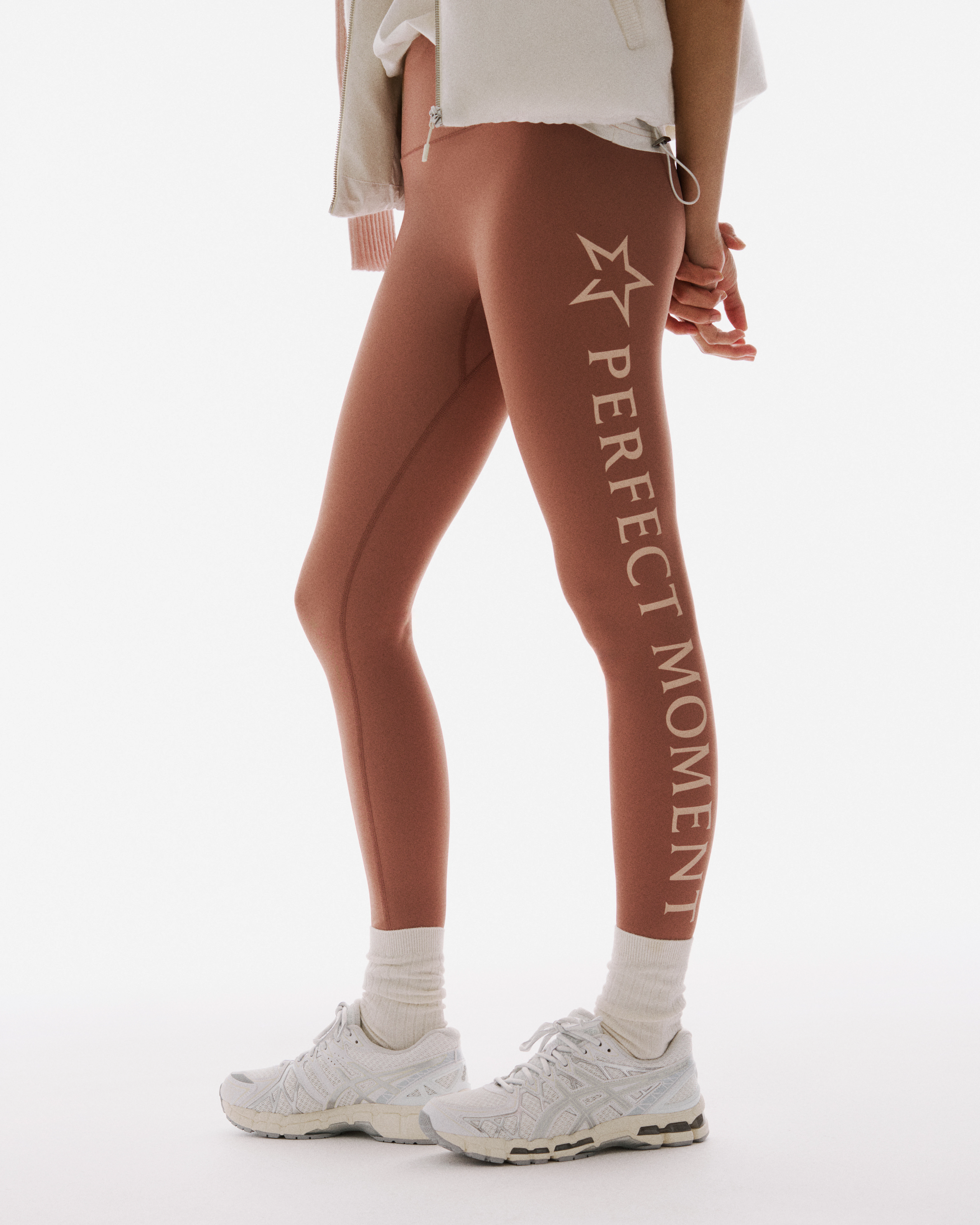 Perfect Moment Logo Leggings 2