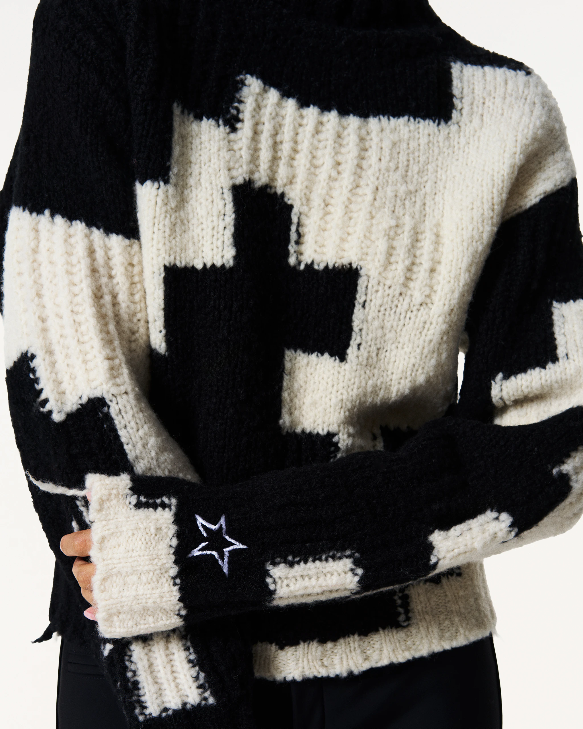 Chunky Wool Cropped Sweater 4